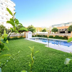 1-hab-terraza-piscina-parking.1costadelsol.com/