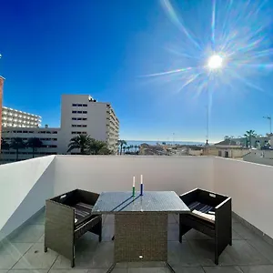 casa-calma-los-tajillos-a-150-metros-de-la-playa.hotelsinnerja.org/